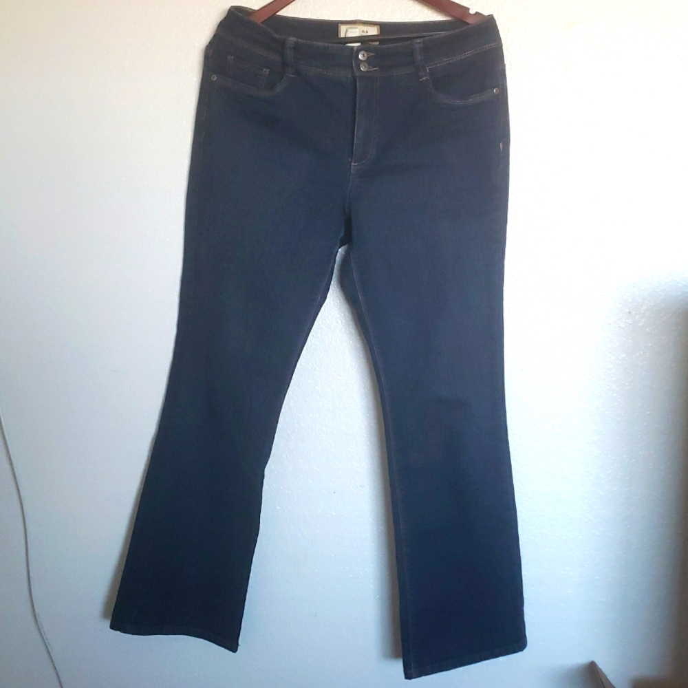 Sonoma Women jeans. Size 12A